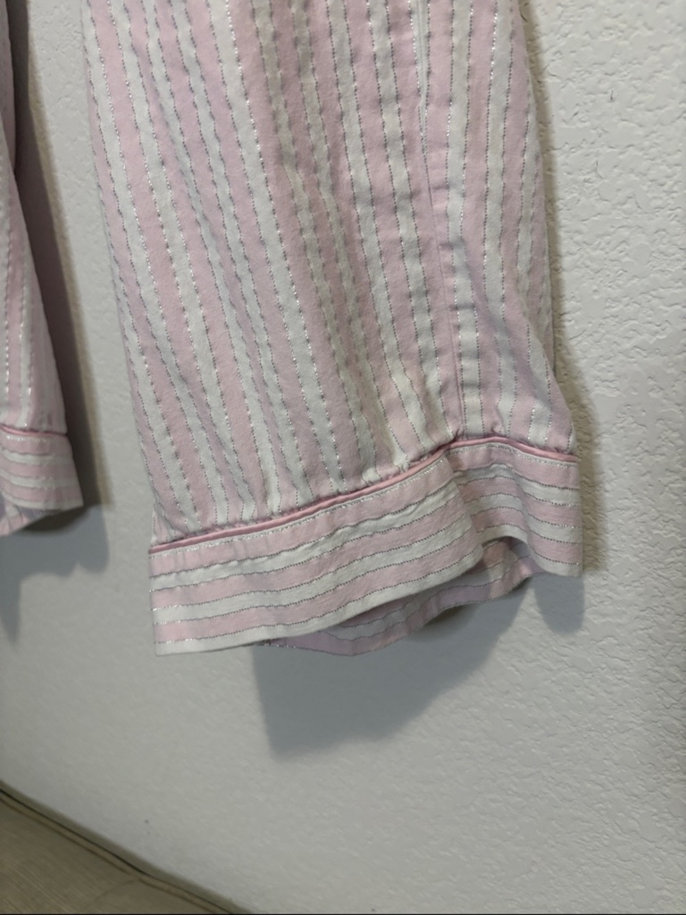 Victoria's Secret Pink & White Striped pajama Set with Silver Accents L - Picture 6 of 7